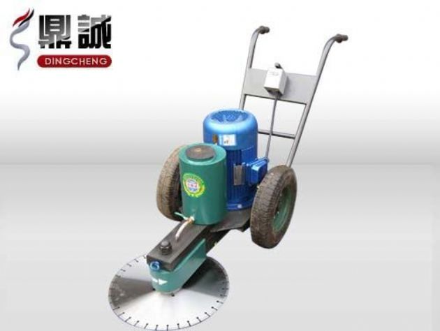 點(diǎn)擊查看詳細(xì)信息<br>標(biāo)題：手推式切樁機(jī) 閱讀次數(shù)：13885