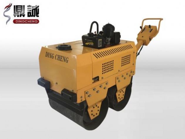 點(diǎn)擊查看詳細(xì)信息<br>標(biāo)題：DC-30C高配手扶式壓路機(jī) 閱讀次數(shù)：13045