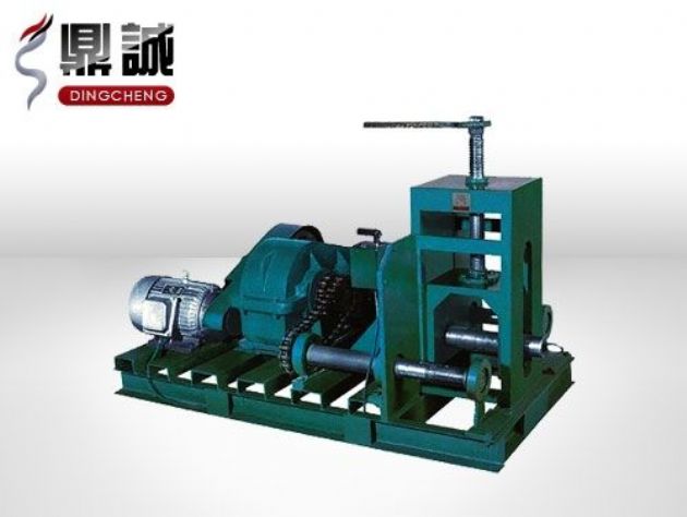 點擊查看詳細信息<br>標題：臥式多功能滾動彎管機 閱讀次數(shù)：5026